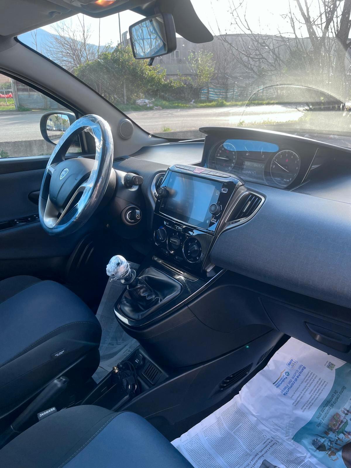 Lancia Ypsilon 1.2 69 CV 5 porte GPL Ecochic Gold