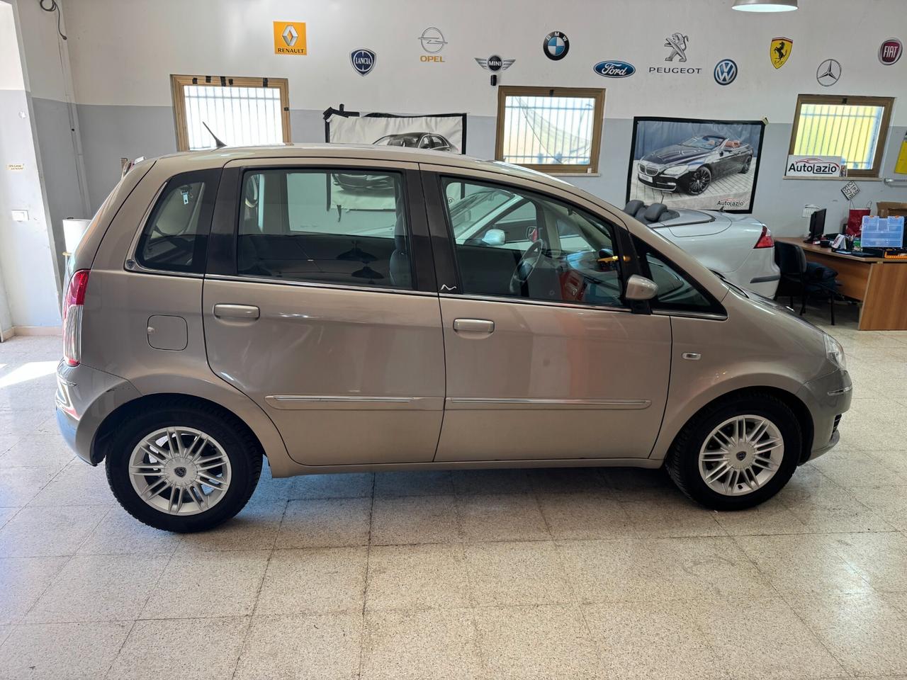 Lancia MUSA 1.4 16V Poltrona Frau