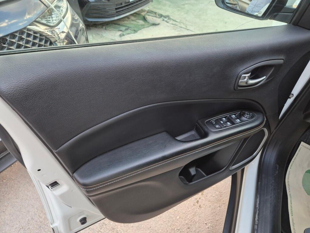 Jeep Compass 1.6 Multijet NAVI CAMERA