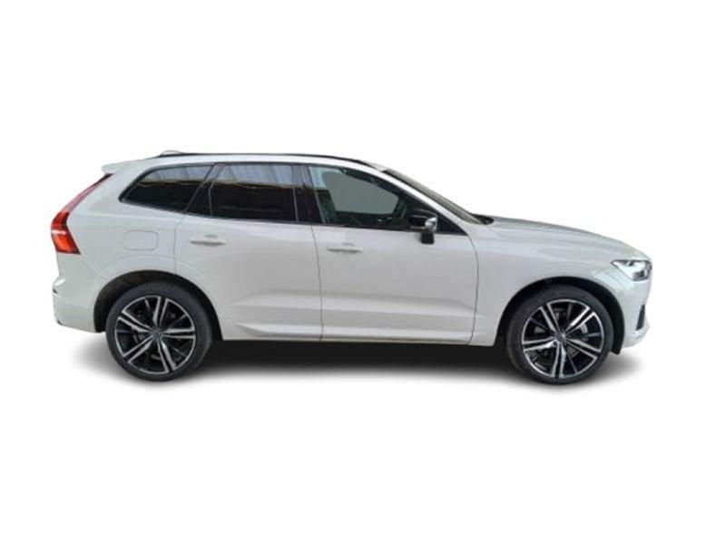 Volvo XC60 B4 197+14 CV AWD Automatica Mild Hybrid Diesel NAVI LED R-design