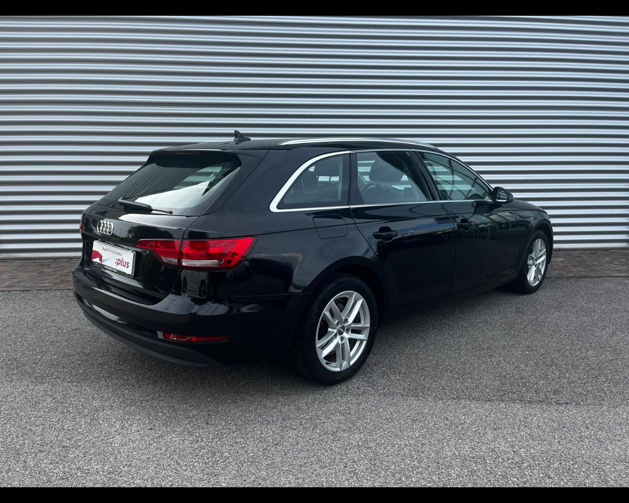 AUDI A4 AVANT 35 TDI S-TRONIC BUSINESS