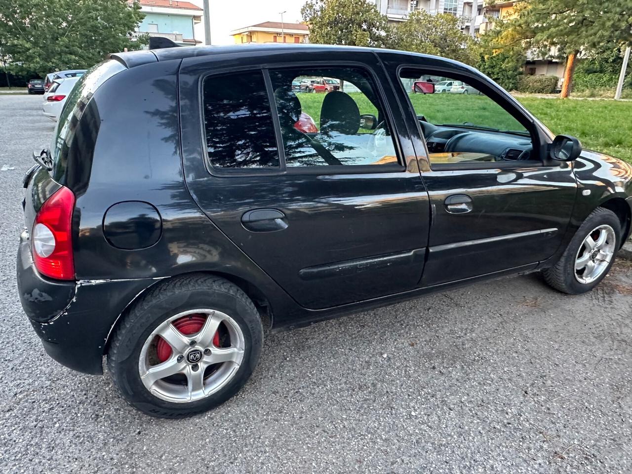 Renault Clio 1.2 16V neopatentati 2004