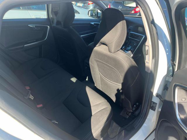 VOLVO V60 D2 Summum