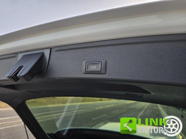 AUDI A4 Avant 40 TDI quattro S line edition