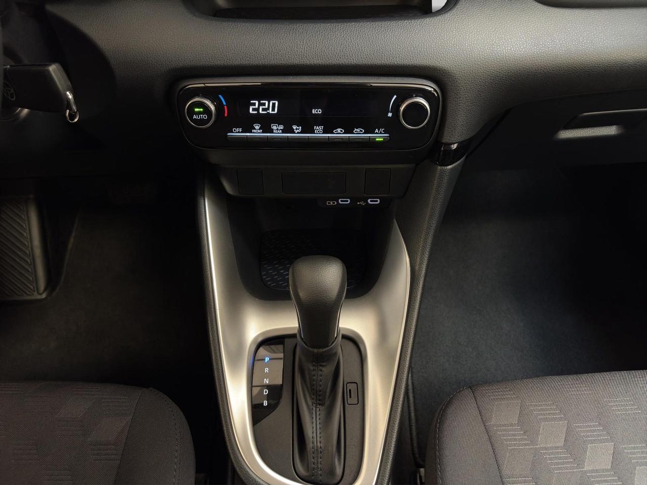 Toyota Yaris 1.5h Active