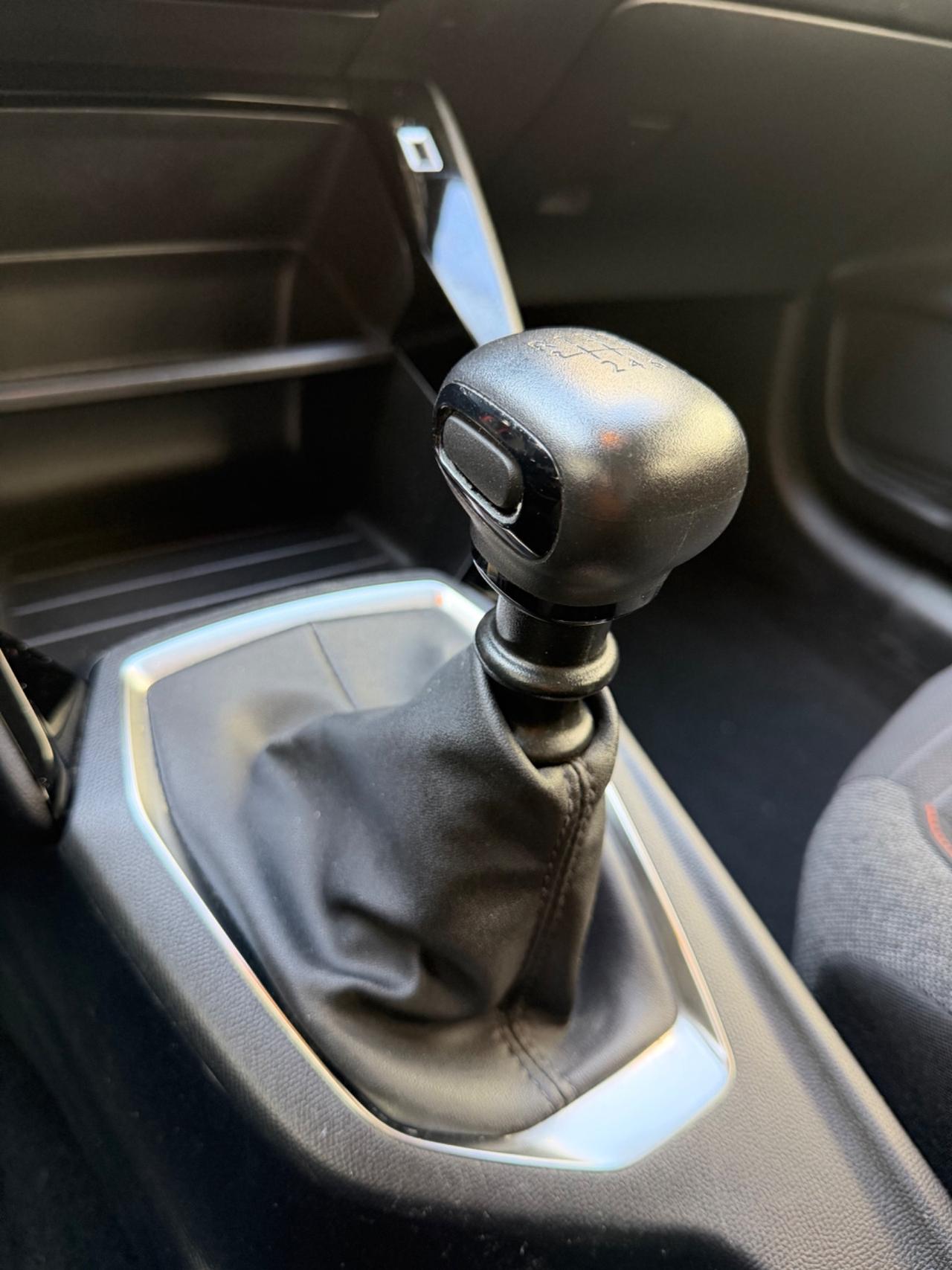 Peugeot 208 BlueHDi 100 Stop&Start 5 porte