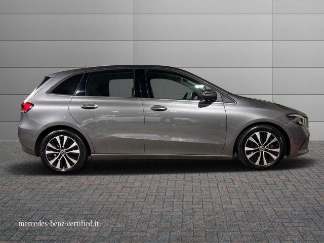 MERCEDES-BENZ B 180 d Automatic Sport