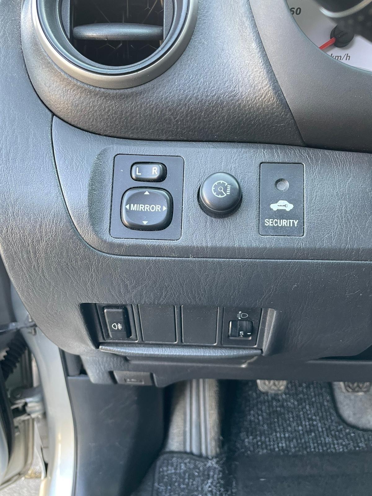 Toyota RAV 4 2.0 4X4 PERMANENTE 16V cat 5 porte Sol