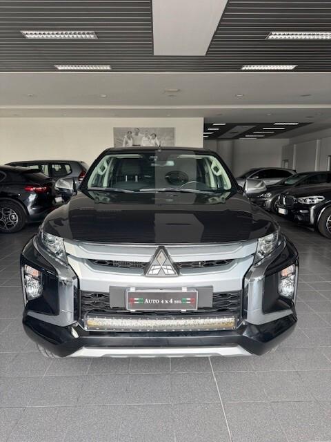 Mitsubishi L200 2.3 D Double Cab 4x4 Super Select Diamond