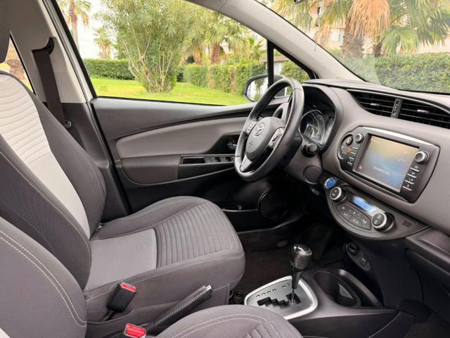 TOYOTA Yaris 1.5 Hybrid 5 porte Business