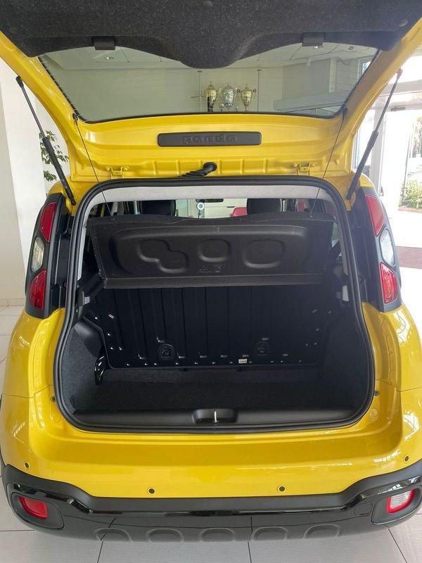 FIAT Panda 1.0 FireFly S&S Hybrid Pandina - In arrivo