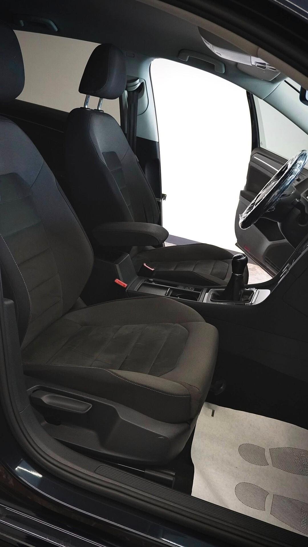 Volkswagen Golf 7.5 1.6 tdi 116cv Highline - 2018