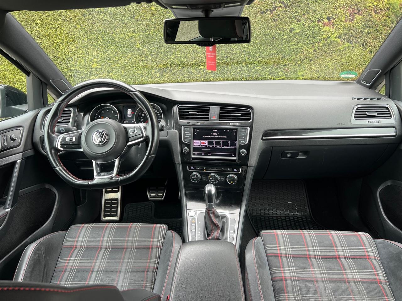 Volkswagen Golf GTI Performance 2.0 TSI DSG 5p. BlueMotion Technology