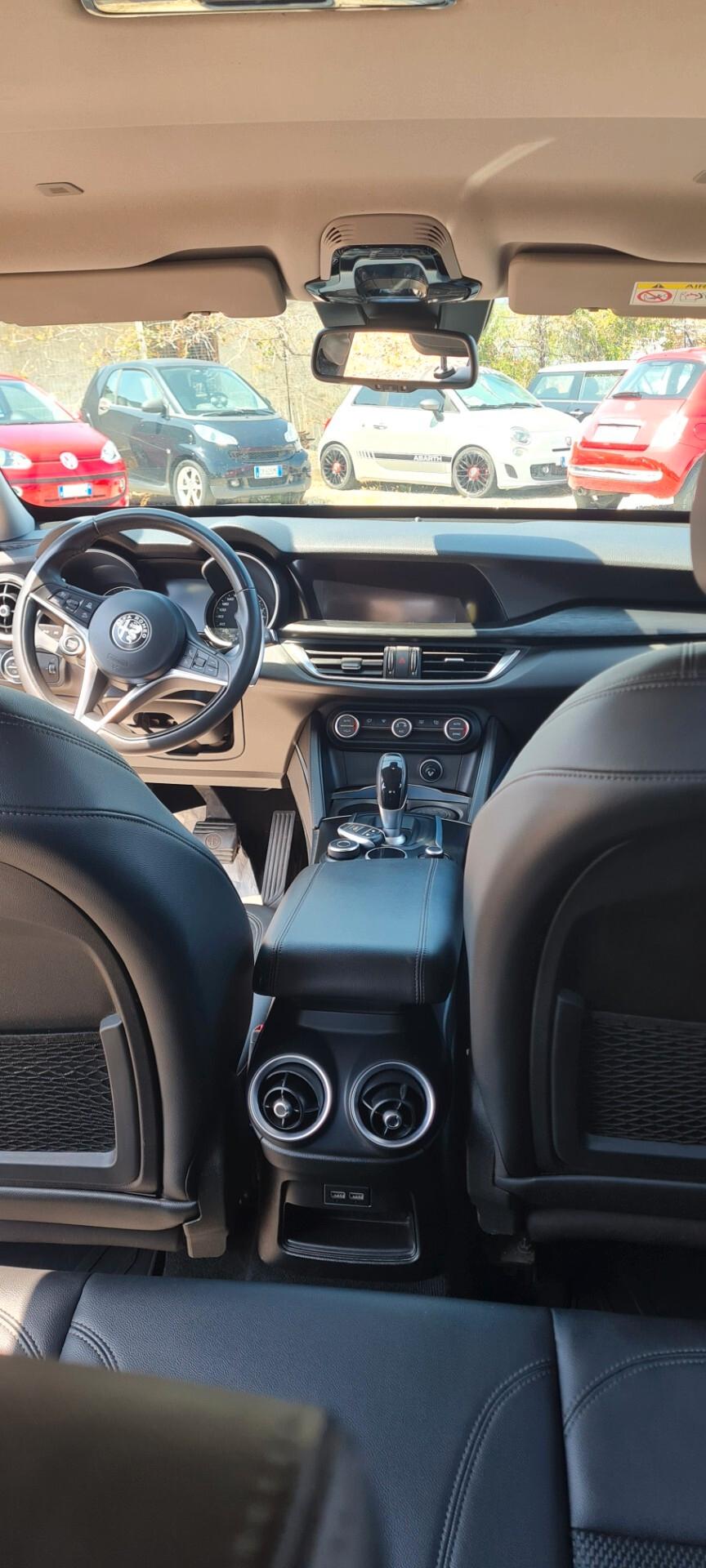 Alfa Romeo Stelvio 2.2 Turbodiesel 190 CV AT8 Q4 Super