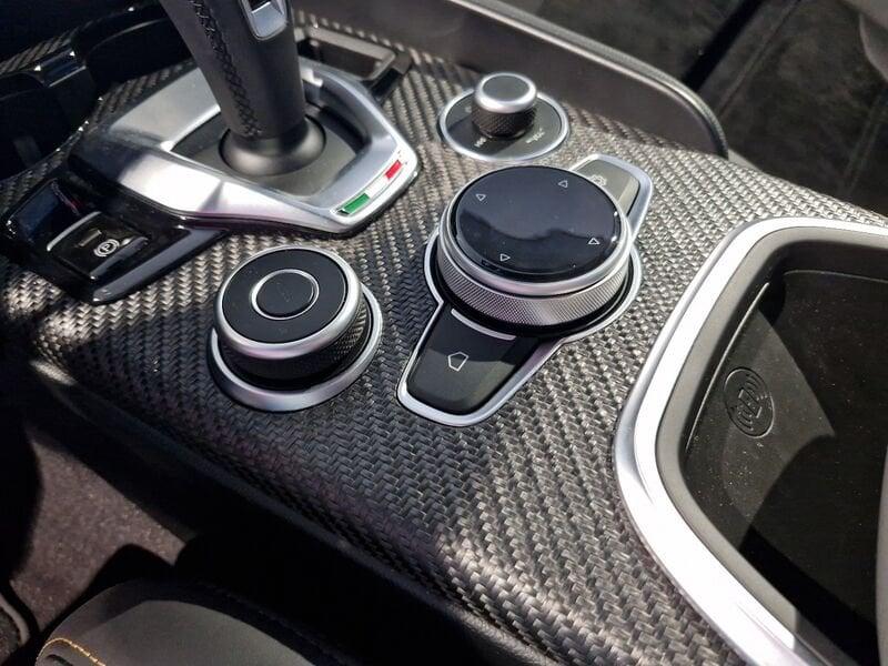Alfa Romeo Giulia Quadrifoglio My23 2.9 V6 Bi-Turbo 520 Cv At8 Awd 100° Anniversario