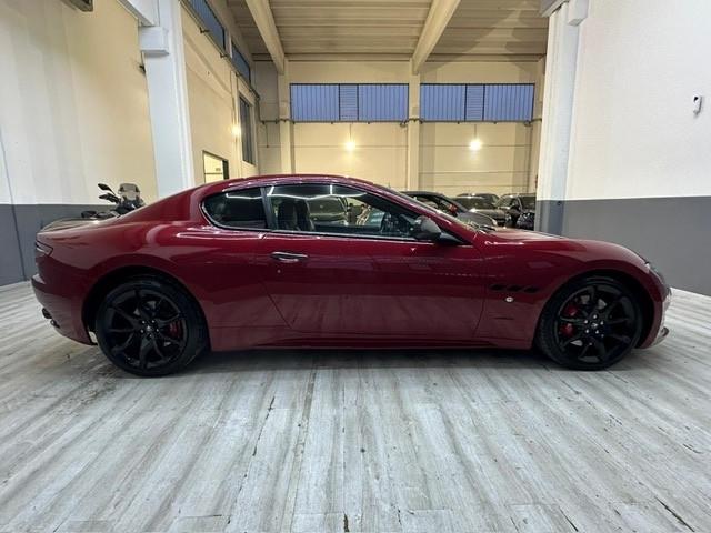 Maserati GranTurismo 4.7 V8 MC Stradale cambio corsa