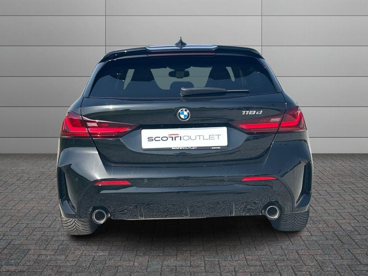BMW Serie 1 F40 - 118d Advantage auto