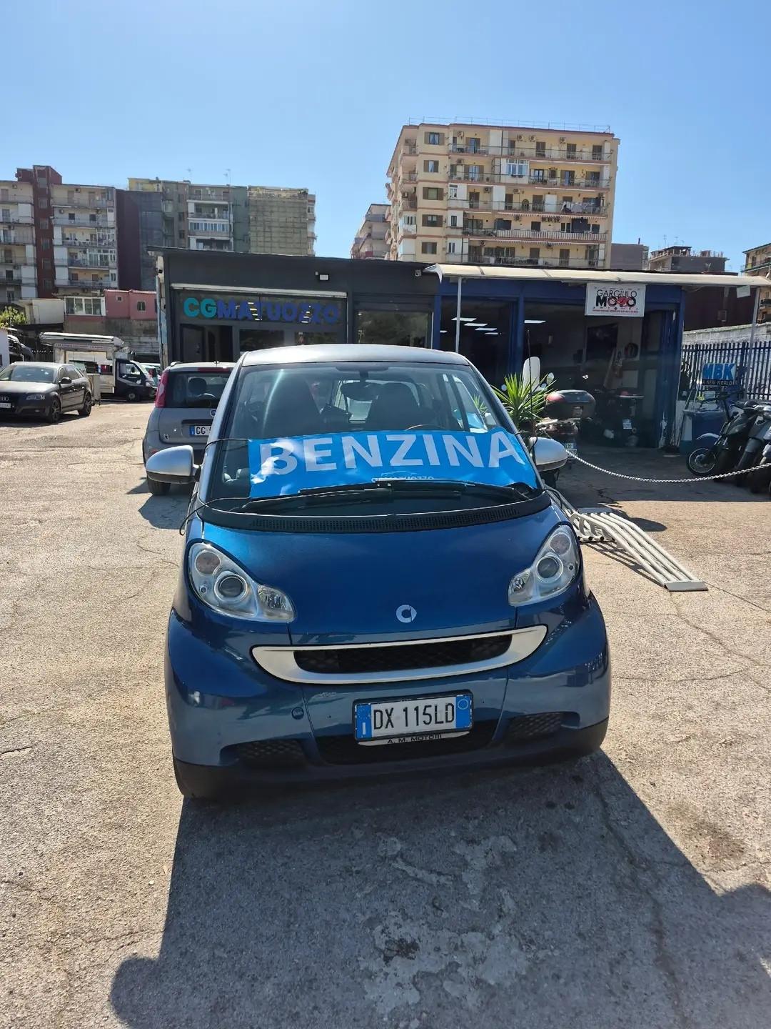 Smart ForTwo 1000 52 kW coupé pure