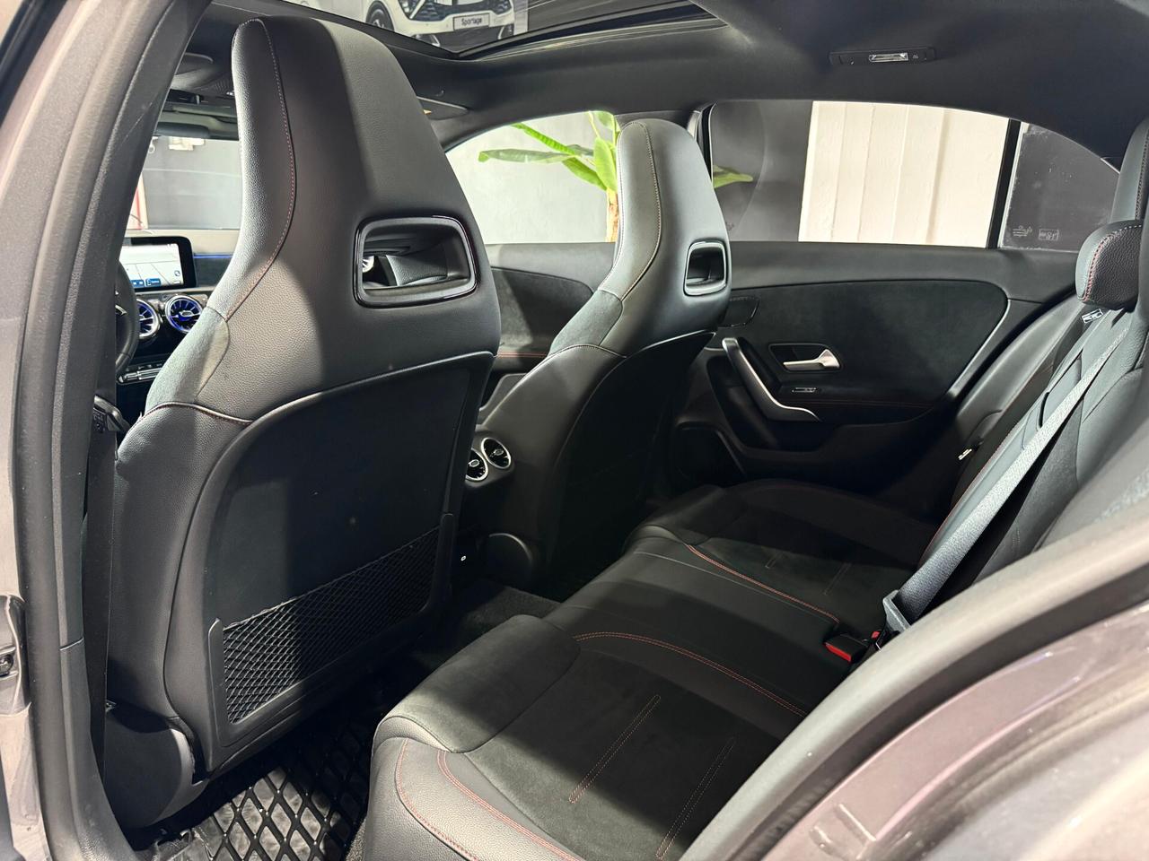 Mercedes-benz A 180 d Automatic AMG Line Premium Plus
