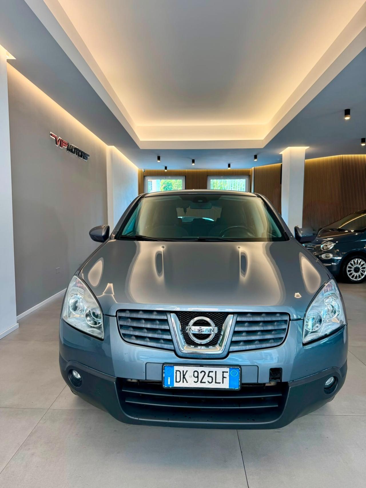 NISSAN QASHQAI 2.0 TEKNA 150CV UNICOPROPRIETARIO GANCIO TRAINO