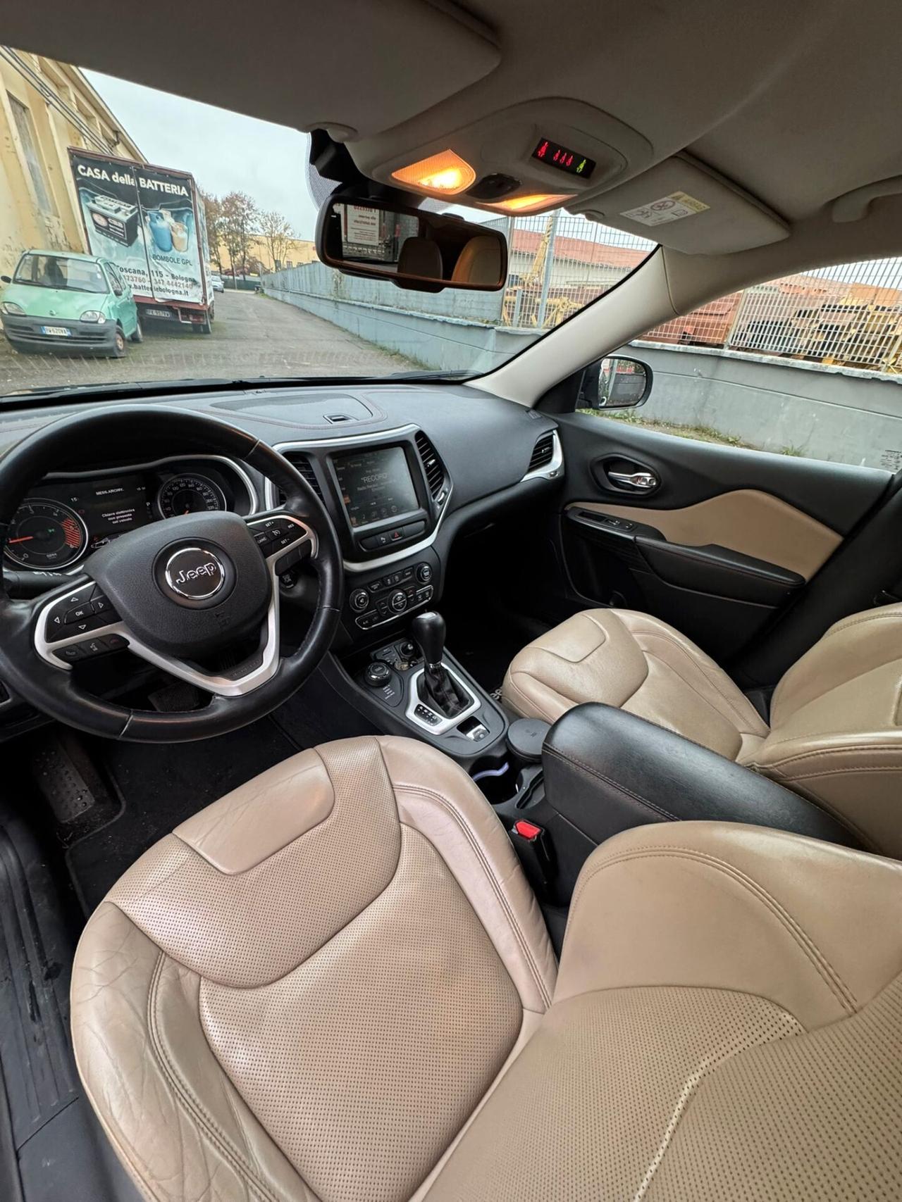 Jeep Cherokee 2.2 Mjt II 4WD Active Drive I Night Eagle