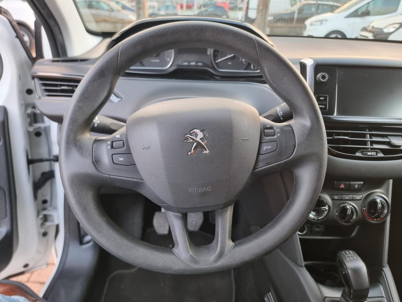 Peugeot 208 BlueHDi VAN 67.000 KM FATTURABILE