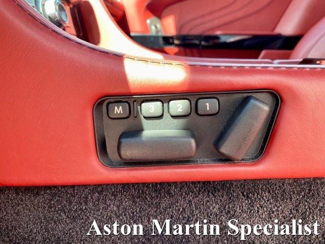 ASTON MARTIN V8 Vantage S Sportshift II Carbon Iva 22% Compresa