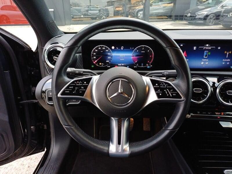 Mercedes-Benz Classe A A 180 d Progressive Advanced