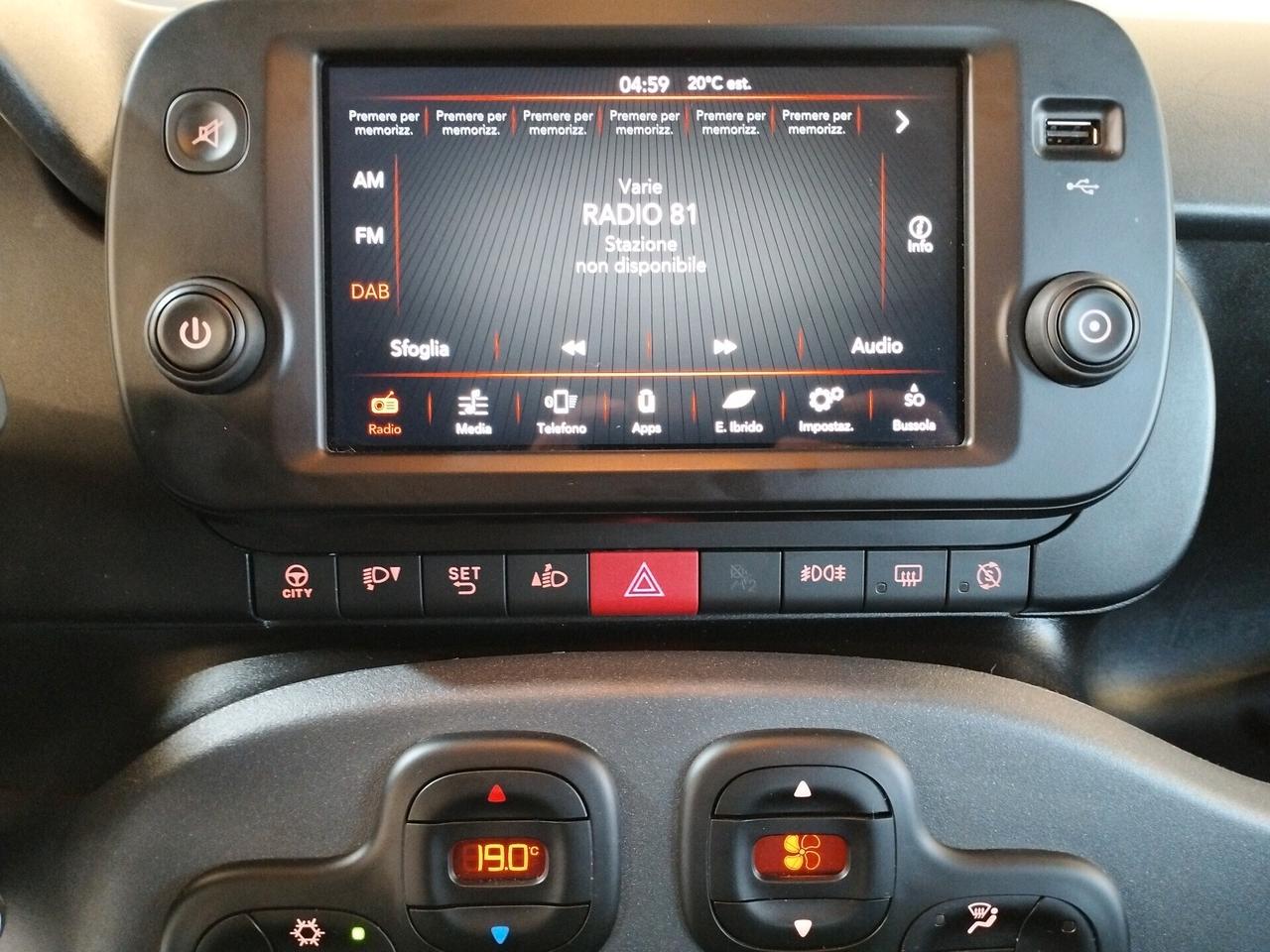 Fiat Panda 1.0 FireFly S&S Hybrid City Cross - NEOPATENTATI