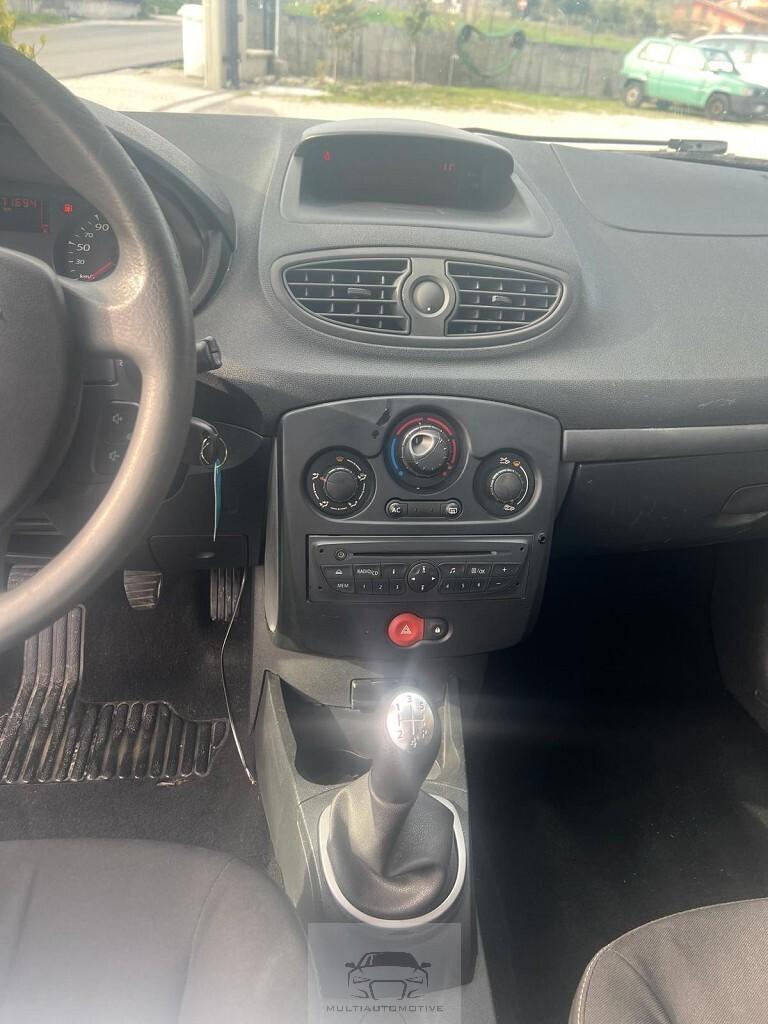 RENAULT CLIO VAN