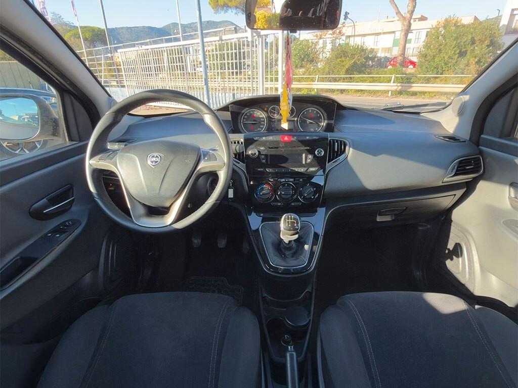 Lancia Ypsilon 1.2 69 CV 5 porte GPL Ecochic Gold