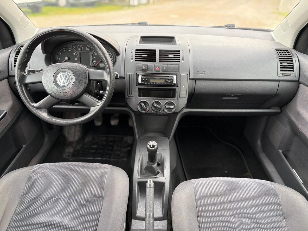 Volkswagen Polo 1.2/70CV 12V 5p. Comfortline