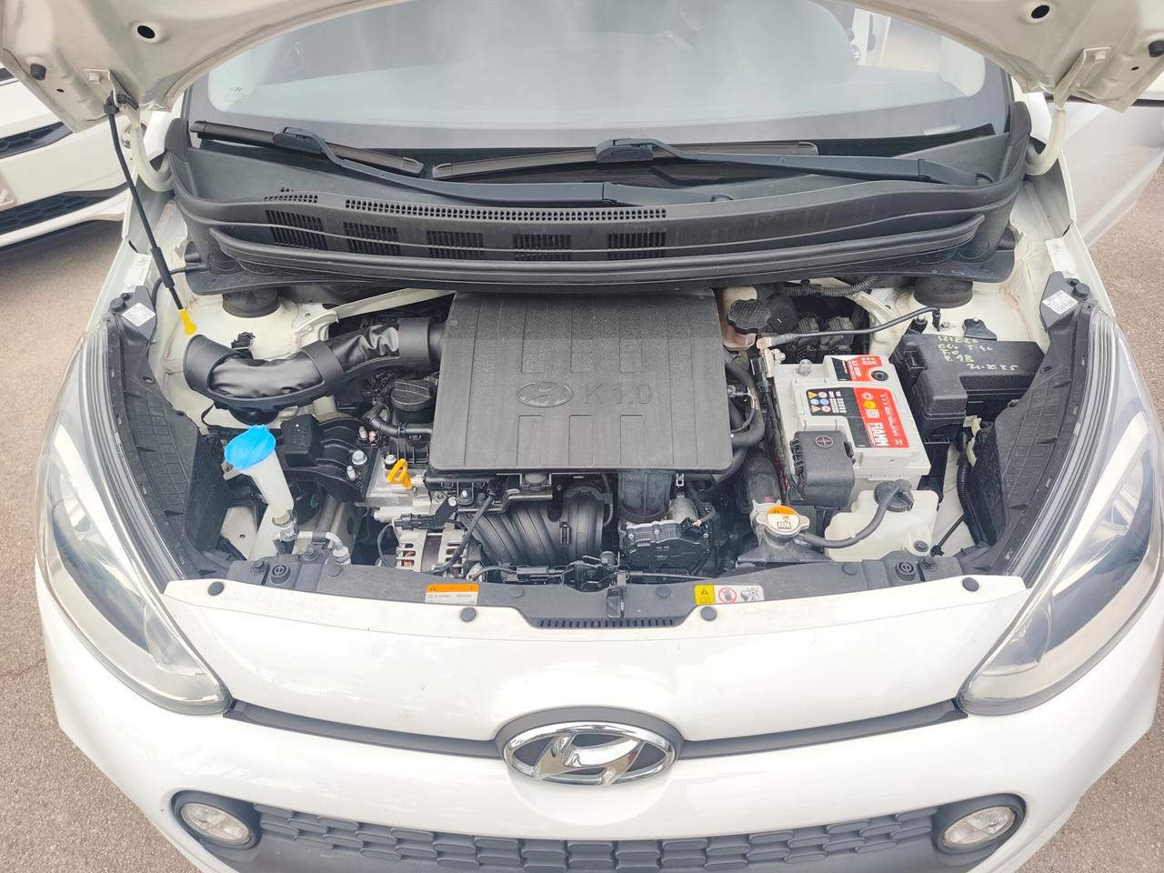 Hyundai i10 1.0 BENZINA GARANZIA 12 MESI