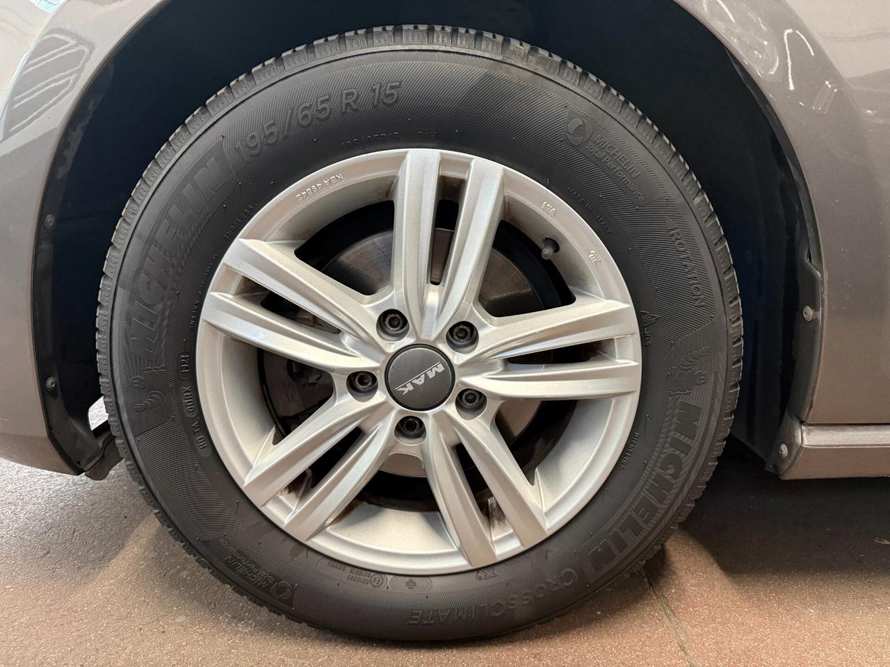 Volkswagen Golf 1.2 TSI 85 CV 5p. Trendline BlueMotion Technology