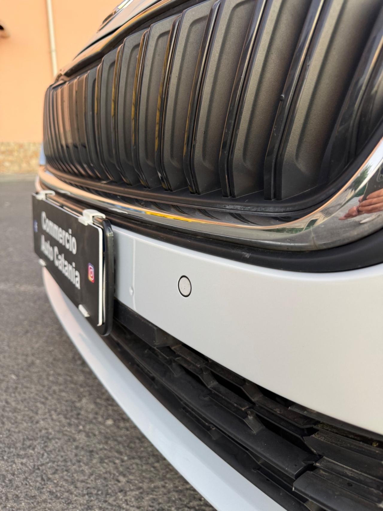 Skoda Octavia 2.0 TDI SW FARI FULL LED/UNICO PROPRIETARIO