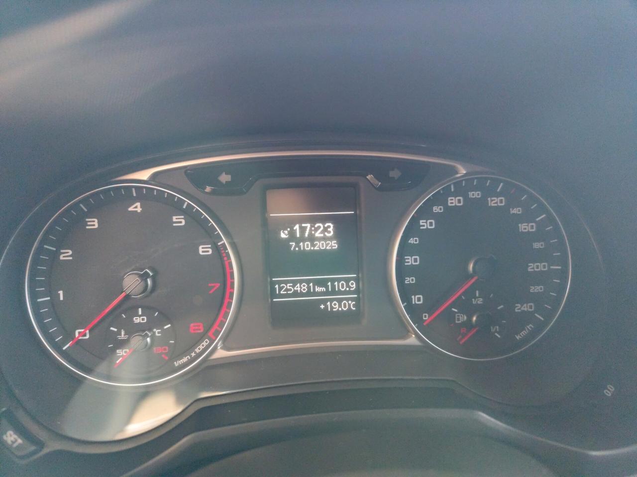 AUDI A1/S1 A1 SPB 1.2 TFSI Ambition