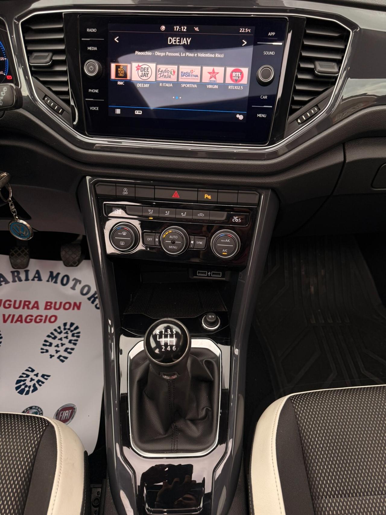 Volkswagen T-Roc 1.6 TDi 116CV Adv. TETTO APR. - 2019