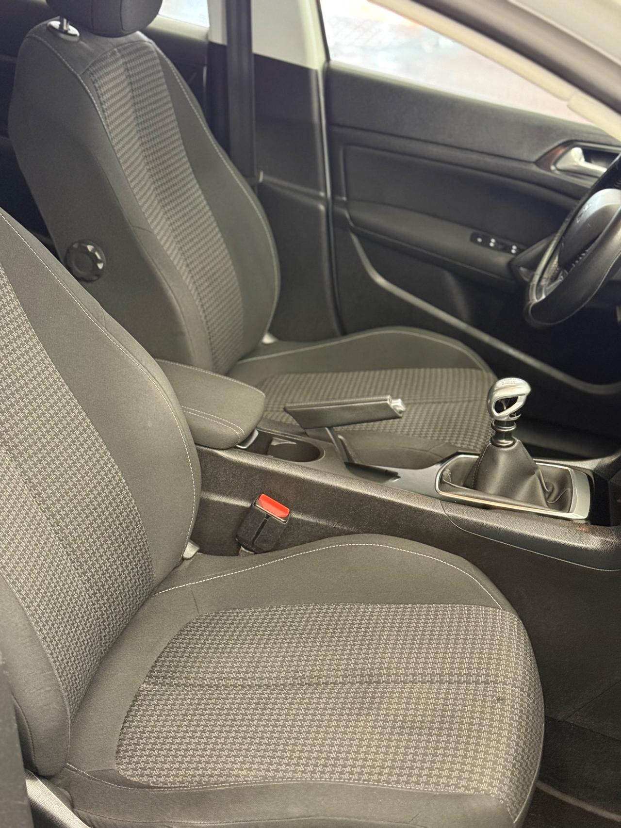 Peugeot 308 BlueHDi 130 S&S Allure