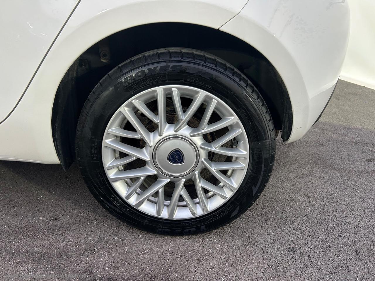 LANCIA Ypsilon 1.3 MJT 95 CV 5p. S&S Platinum