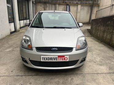 Ford Fiesta 1.4 16V 5p. Ghia