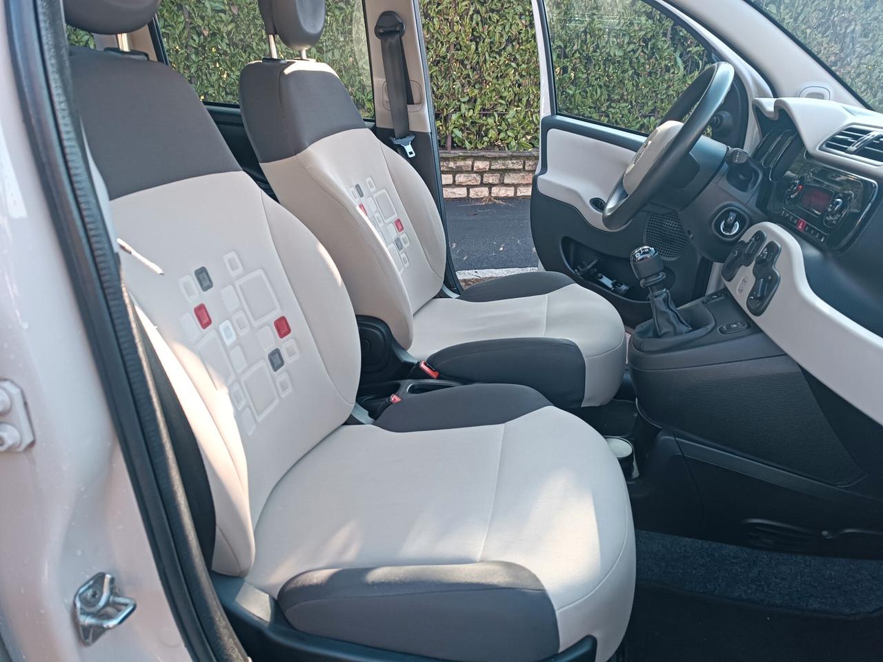 PANDA 1200 GPL LOUNGE UNIPROP CON----74000 KM------