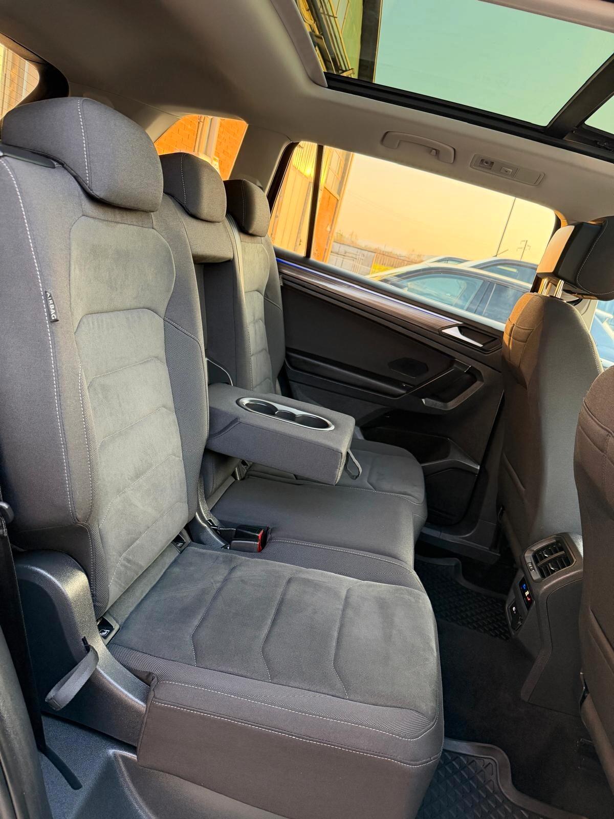 Volkswagen Tiguan Allspace 2.0 TDI SCR DSG Elegance 7 posti TETTO APRIBILE