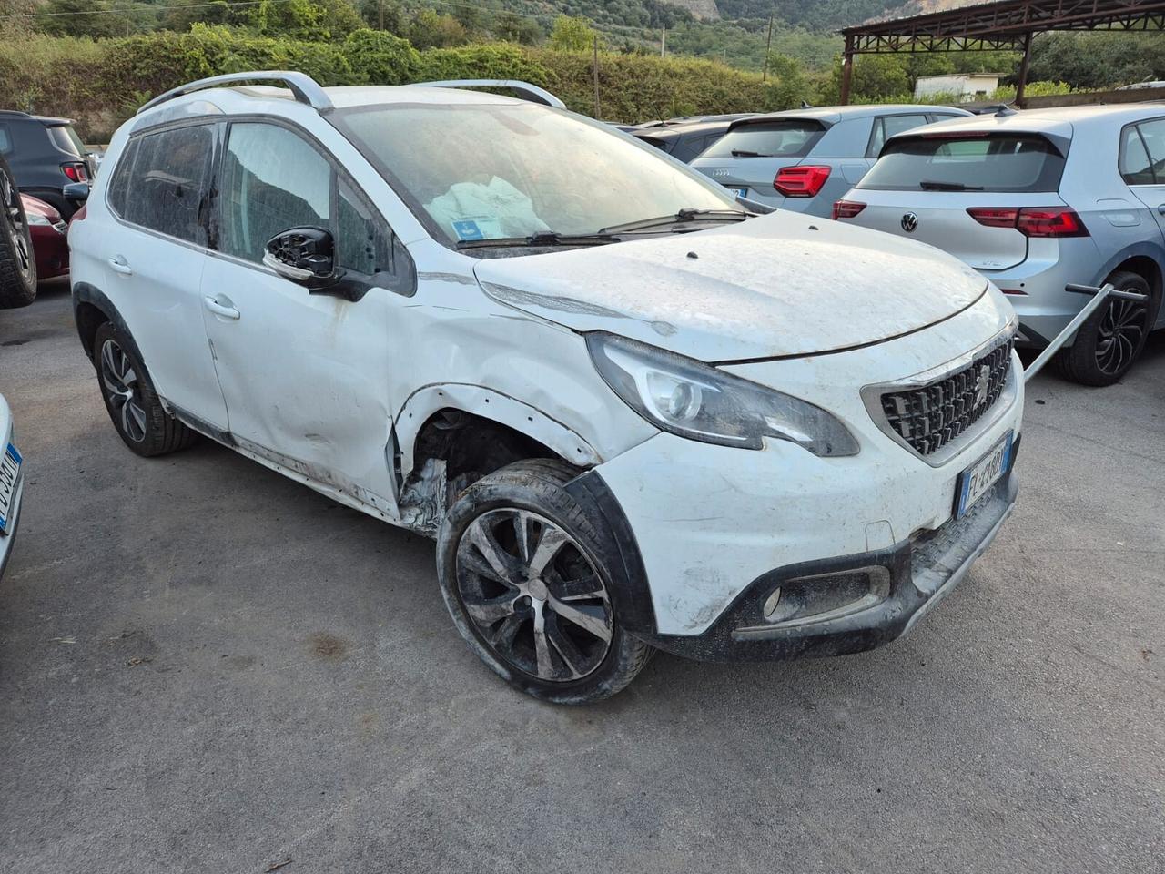 Peugeot 2008 BlueHDi 100 Allure