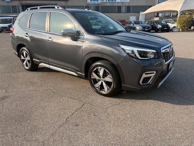 Subaru Forester 2.0 e-Boxer MHEV CVT Lineartronic Premium