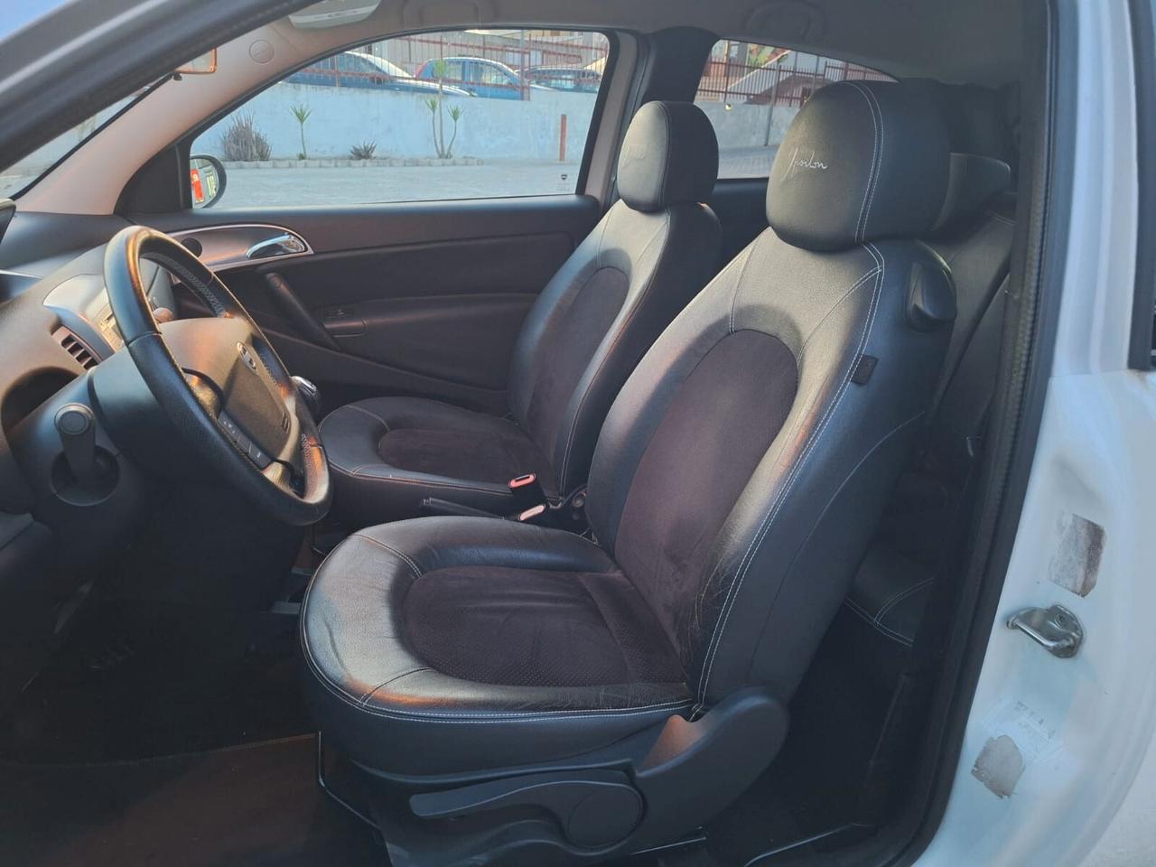 Lancia Ypsilon 1.2 ModaMilano - OK NEOPATENTATI