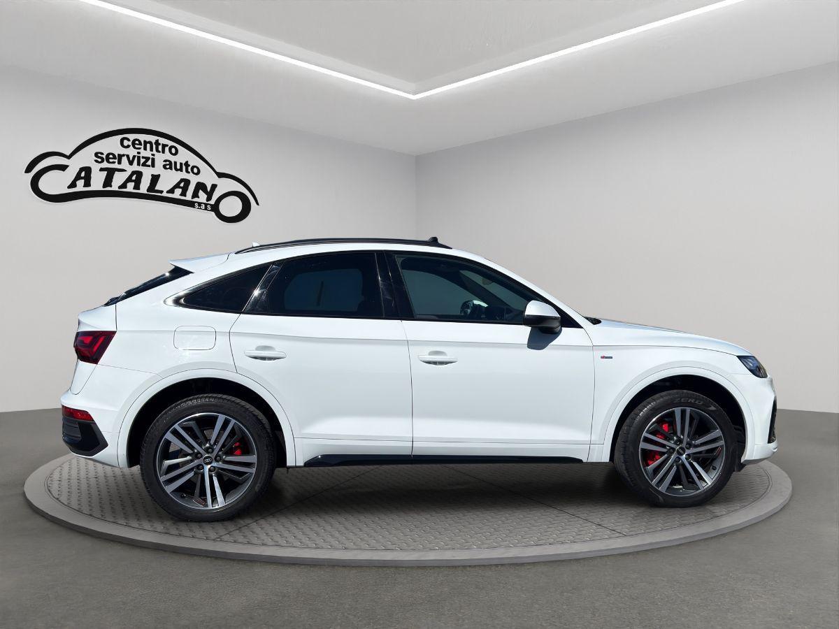 AUDI - Q5 Sportback - Q5 SPB 40 2.0 TDI 204 CVquattro S tr. S line plus TETTO