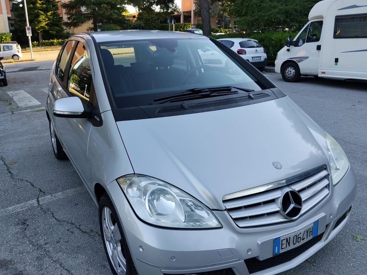 Mercedes-benz A 150 BlueEFFICIENCY Executive