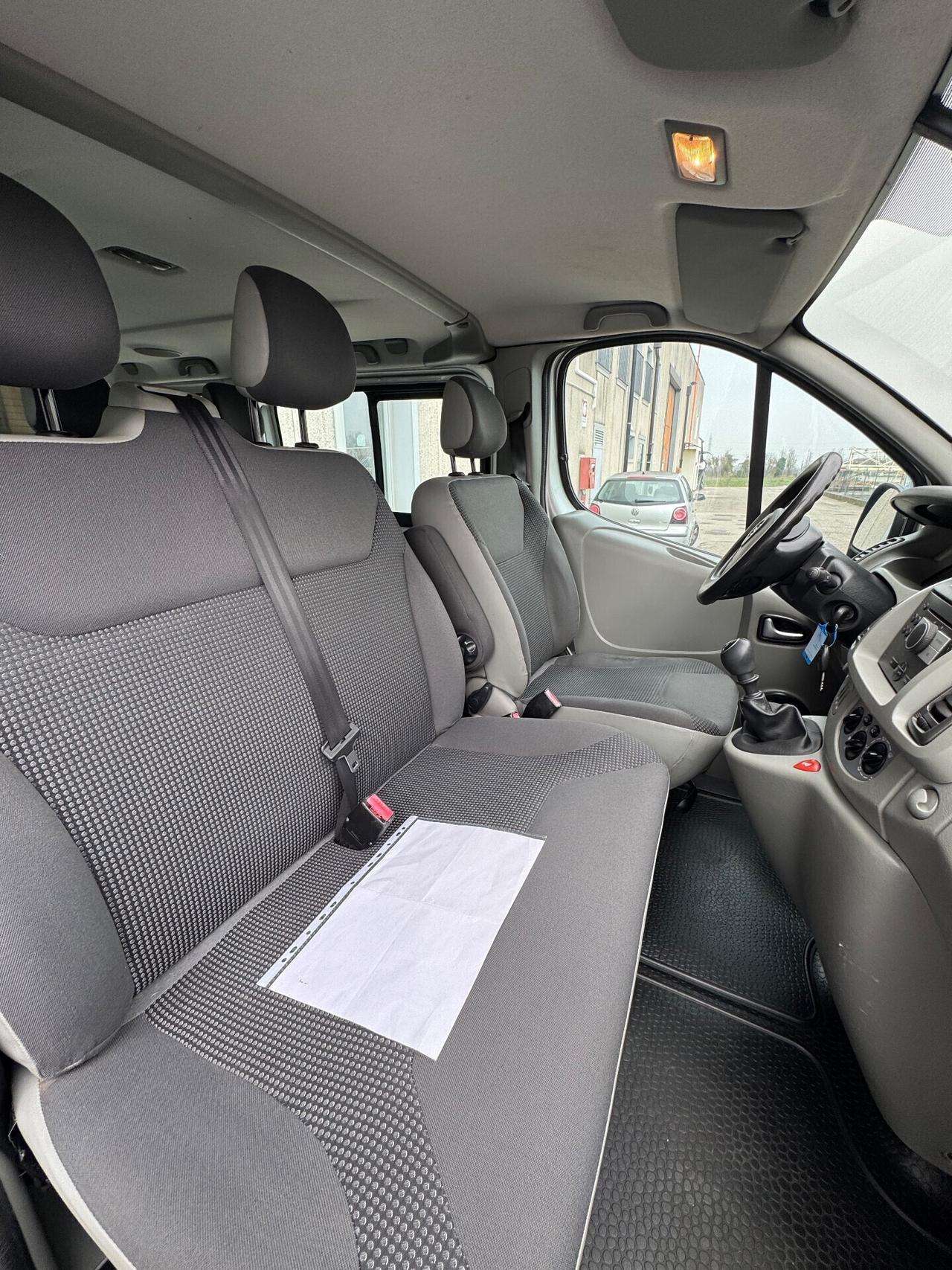 Opel Vivaro 27 2.0 CDTI PC-TN Combi 9 posti