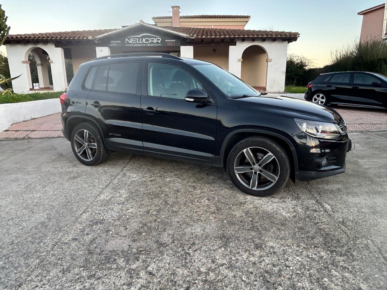 Volkswagen Tiguan 2.0 TDI 110 CV Cross BlueMotion Technology