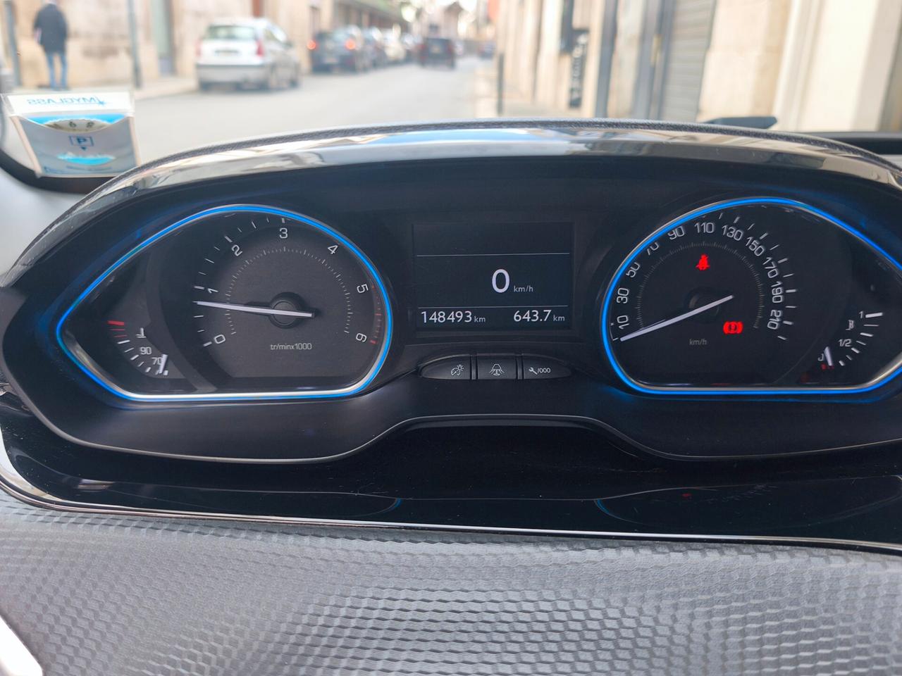 Peugeot 2008 1.6 e-HDi 92CV Stop&Start Allure